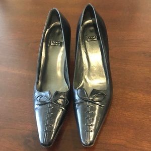 Stuart Weitzman classic navy heels